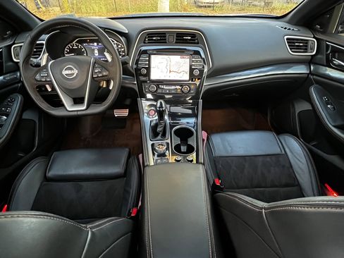 Used 2023 Nissan Maxima SR w/ Sport Mat Group image 35