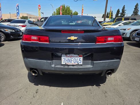 Used 2014 Chevrolet Camaro LS RWD image 3