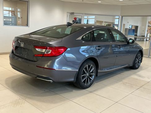 Used 2022 Honda Accord EX-L image 4