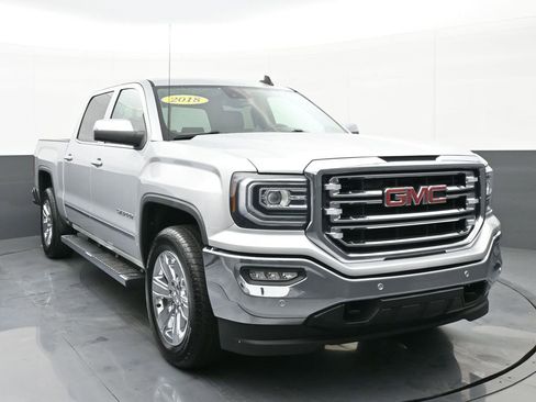 Used 2018 GMC Sierra 1500 SLT image 1