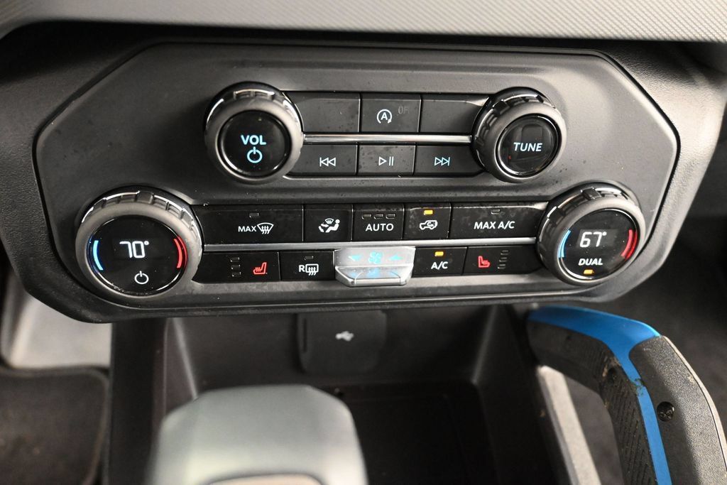 Used 2024 Ford Bronco Black Diamond AWD/4WD image 26