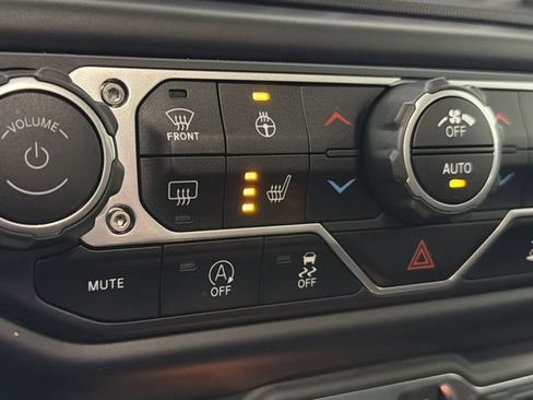 Used 2021 Jeep Wrangler Unlimited Rubicon image 28