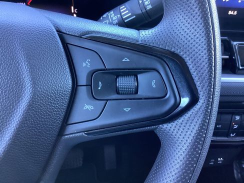 Used 2025 Chevrolet TrailBlazer LT image 18