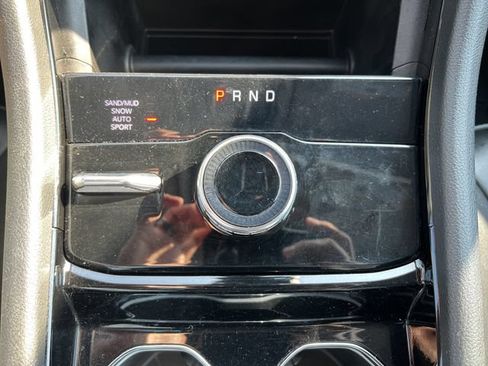 Used 2023 Jeep Grand Cherokee Limited AWD/4WD image 19