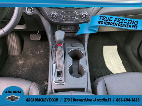 Certified 2022 Chevrolet Equinox RS w/ RS Leather Package FWD image 17