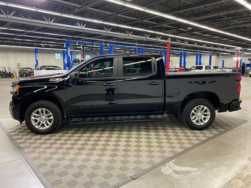 Used 2024 Chevrolet Silverado 1500 RST w/ Convenience Package II image 4