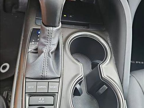 Used 2023 Toyota Camry XSE image 18