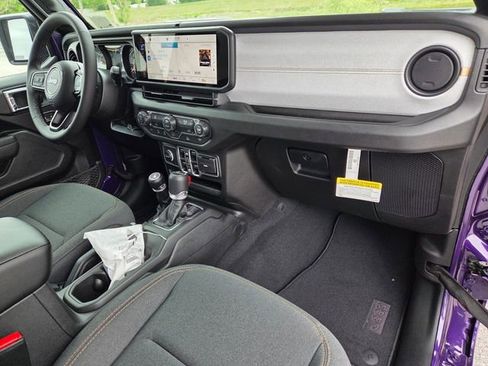 New 2026 Jeep Gladiator Sport image 16