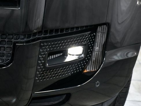 Used 2024 Land Rover Defender 130 X image 67
