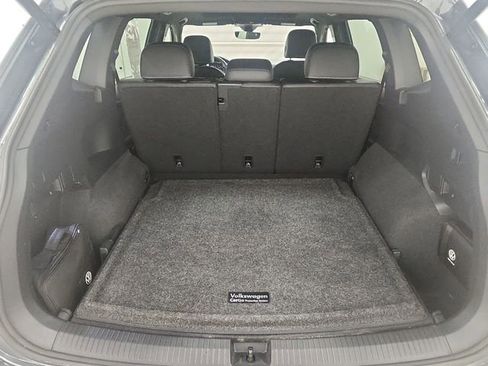 Used 2022 Volkswagen Tiguan SEL R-Line image 22