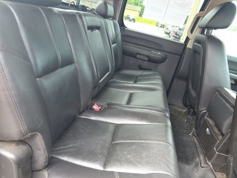 Used 2009 Chevrolet Silverado 1500 LT w/ Power Pack Plus AWD/4WD image 11