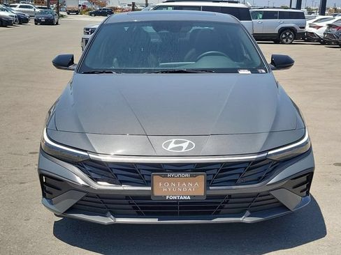 New 2026 Hyundai Elantra SEL Sport FWD image 32