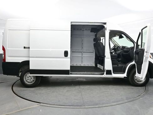 Used 2023 RAM ProMaster 2500 FWD image 45