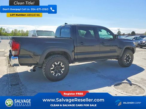 Used 2019 Toyota Tacoma TRD Off-Road AWD/4WD image 4