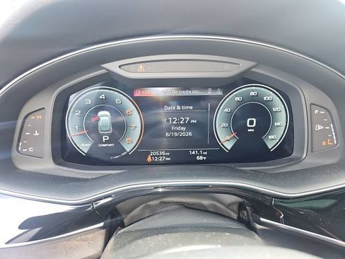 Used 2023 Audi Q8 Premium w/ Convenience Package AWD/4WD image 16