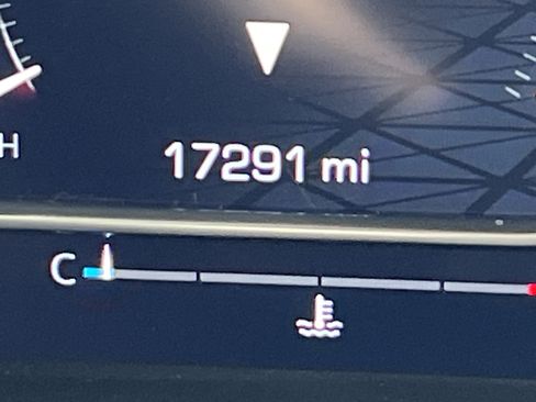 Used 2025 GMC Sierra 2500 AT4X image 22