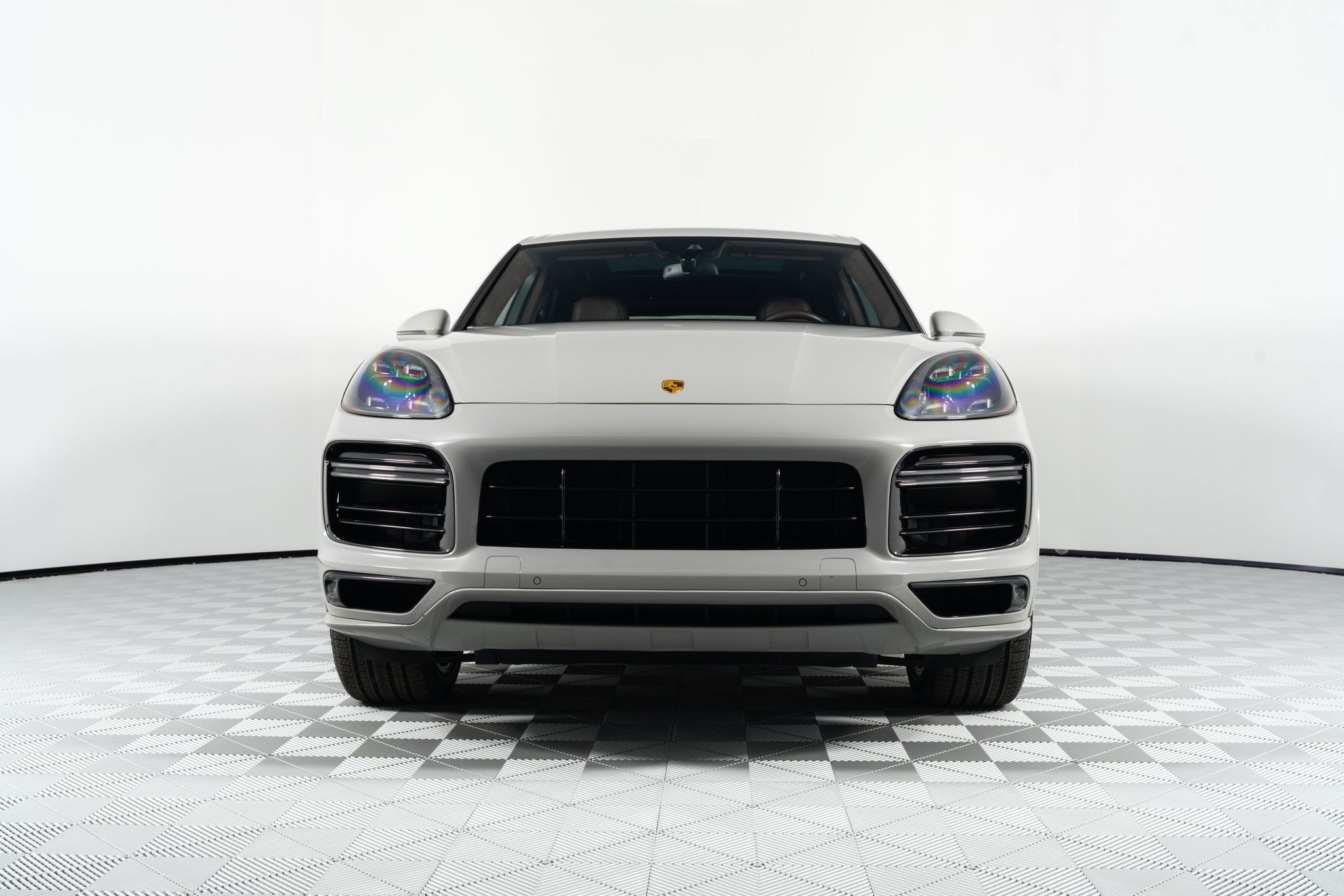 Used 2022 Porsche Cayenne Turbo AWD/4WD image 14