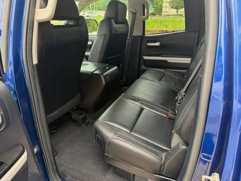 Used 2015 Toyota Tundra Limited w/ Limited Premium Package AWD/4WD image 30