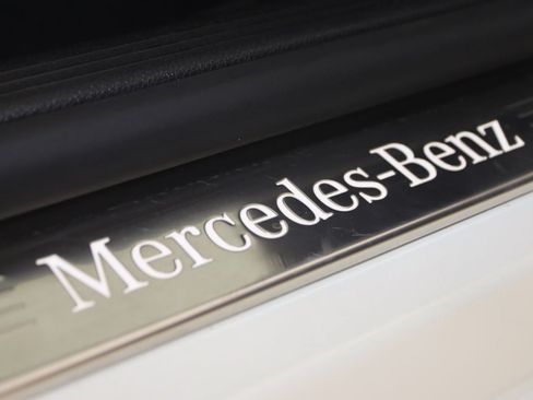 Used 2023 Mercedes-Benz E 450 Cabriolet w/ AMG Line image 18