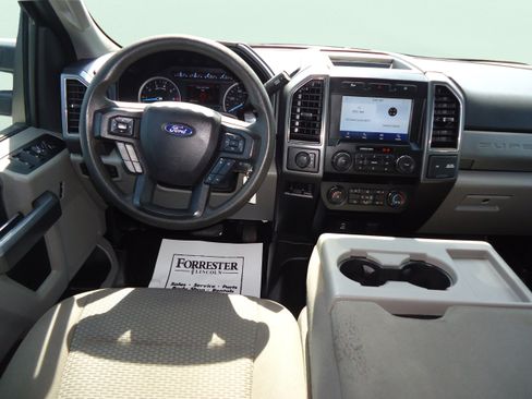 Used 2020 Ford F250 XLT AWD/4WD image 12