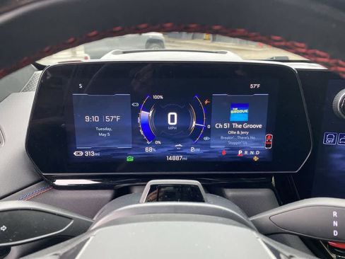 Used 2025 Chevrolet Silverado EV RST AWD/4WD image 26