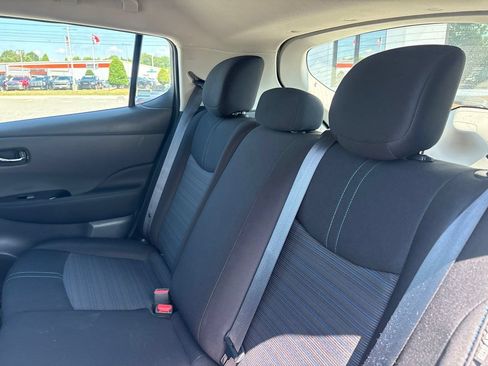Used 2023 Nissan Leaf SV Plus FWD image 4