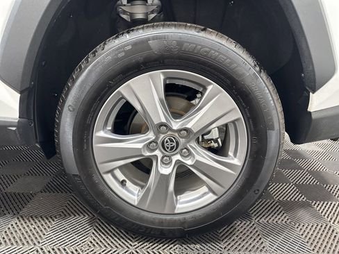 Used 2025 Toyota RAV4 LE image 32