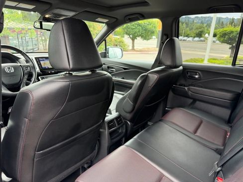 Used 2017 Honda Ridgeline Black Edition image 31