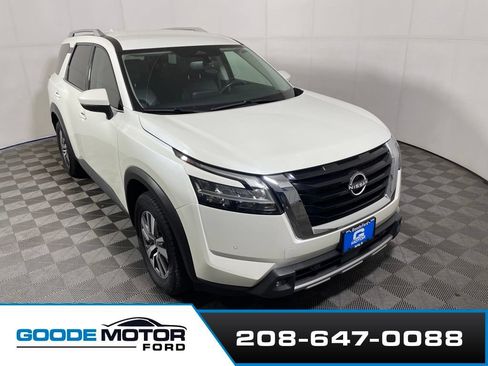 Used 2022 Nissan Pathfinder SL w/ Cargo Package AWD/4WD image 1