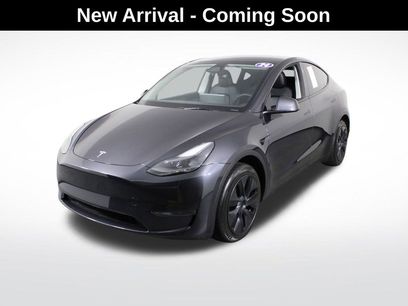 Used 2024 Tesla Model Y 2WD