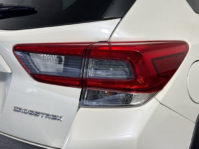 Used 2021 Subaru Crosstrek 2.0i Premium AWD/4WD image 32