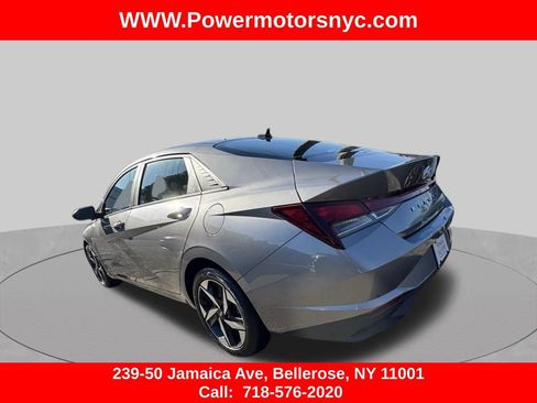 Used 2023 Hyundai Elantra SEL w/ Convenience Package FWD image 3