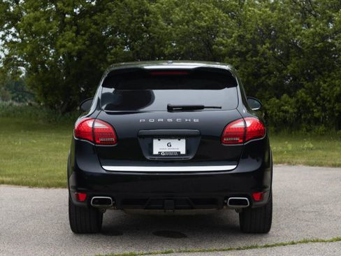 Used 2013 Porsche Cayenne Diesel AWD/4WD image 16