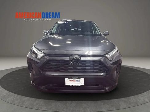 Used 2025 Toyota RAV4 LE AWD/4WD image 8