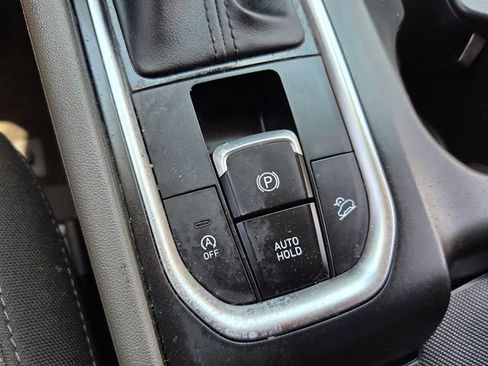 Used 2020 Hyundai Santa Fe SE AWD/4WD image 24