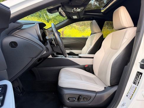 Certified 2023 Lexus RX 350 Premium Plus w/ Accessory Package (Z1) image 16