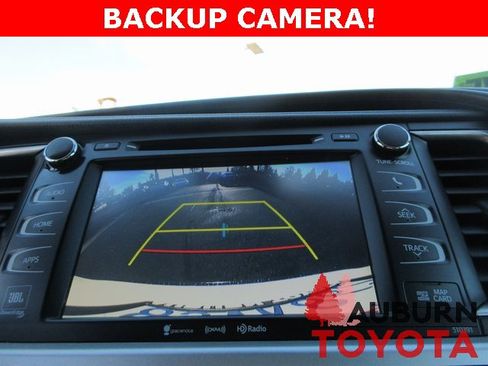 Used 2019 Toyota Highlander Limited image 26