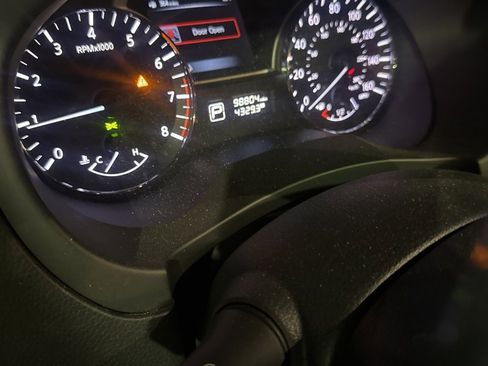 Used 2013 Nissan Altima 2.5 SL w/ Technology Pkg image 6