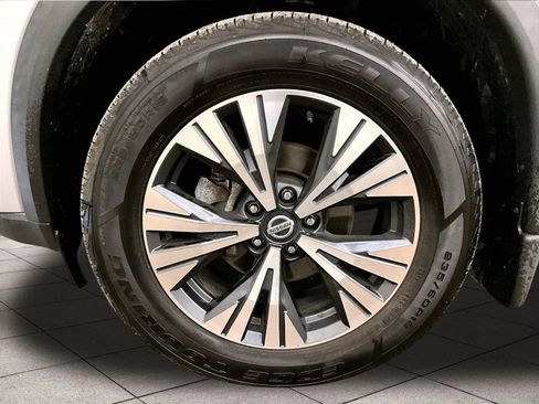 Used 2021 Nissan Rogue SV AWD/4WD image 8