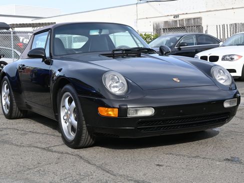 Used 1997 Porsche 911 Carrera 4 image 2