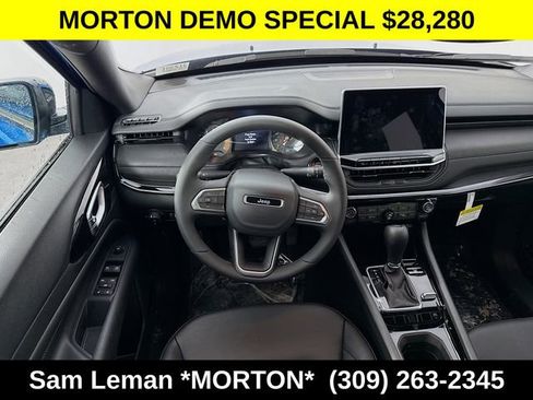 New 2026 Jeep Compass Latitude image 21