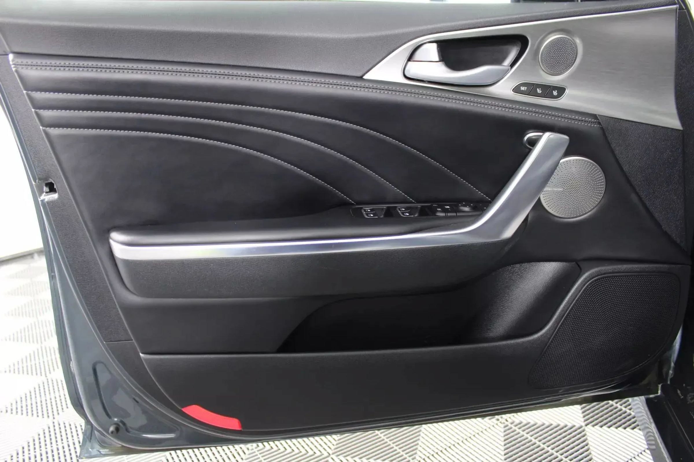 Used 2022 Kia Stinger GT2 AWD/4WD image 47