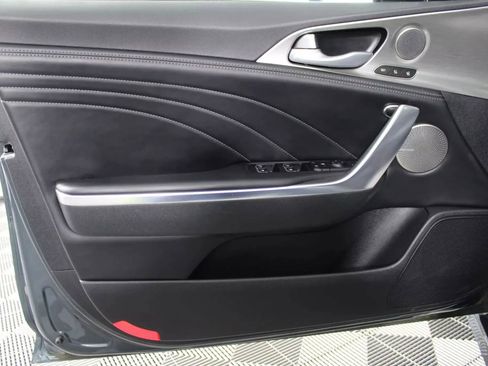 Used 2022 Kia Stinger GT2 image 47