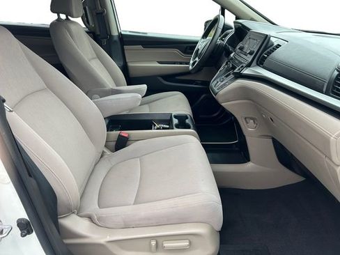 Used 2018 Honda Odyssey LX image 7