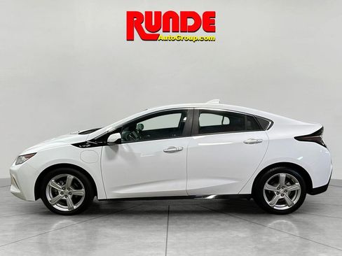 Used 2018 Chevrolet Volt LT w/ Comfort Package FWD image 2