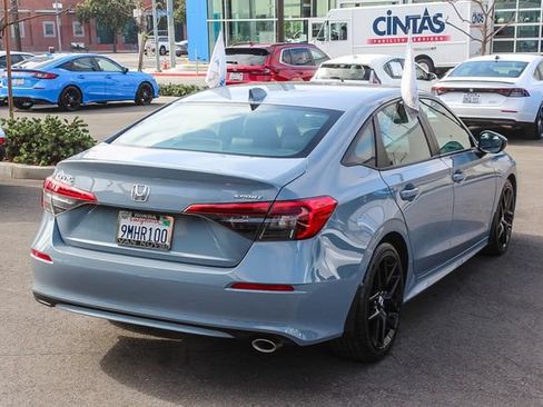 Used 2024 Honda Civic Sport image 5