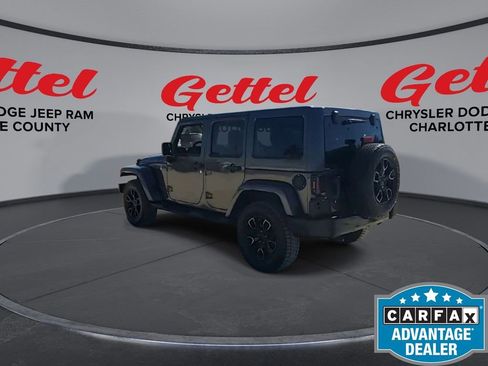 Used 2017 Jeep Wrangler Unlimited Sahara image 6