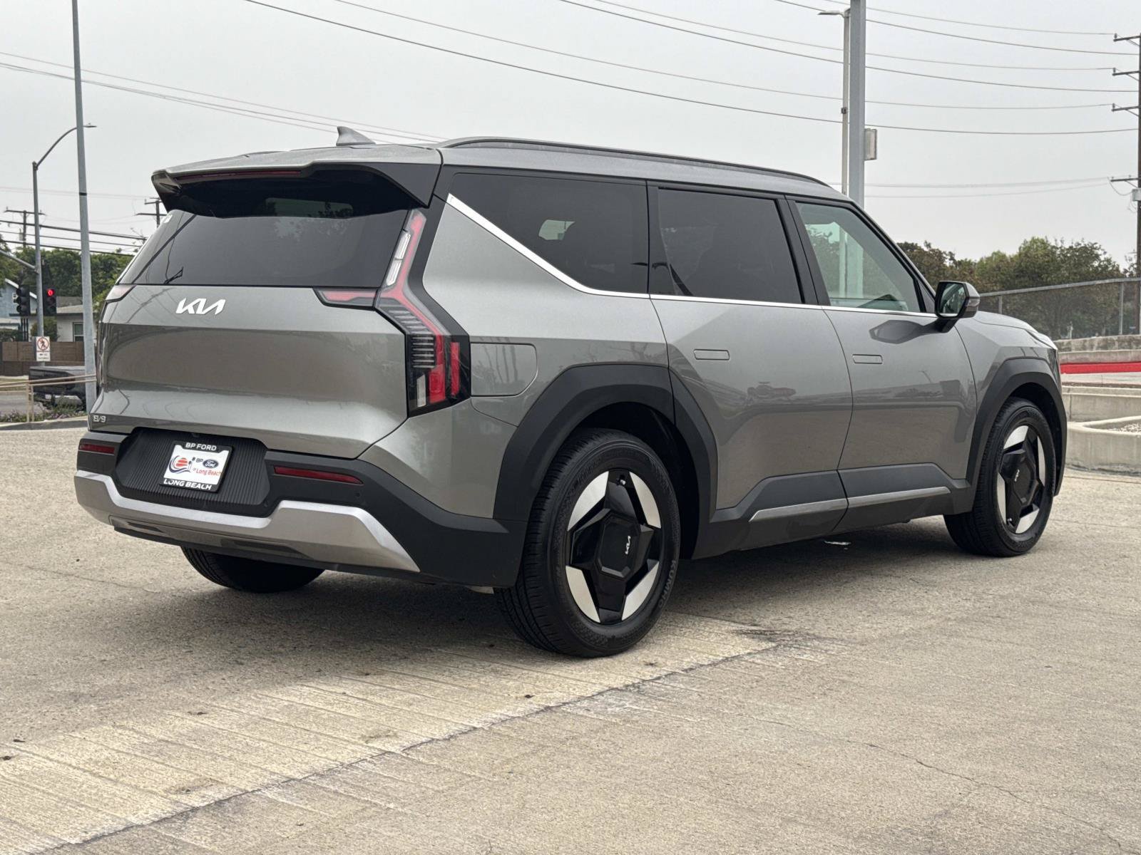 Used 2024 Kia EV9 Wind AWD/4WD image 3