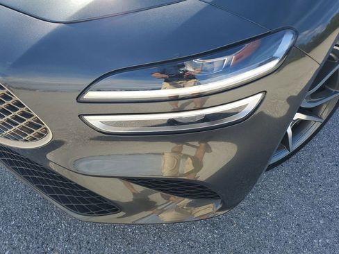 Used 2023 Genesis G70 2.0T image 16