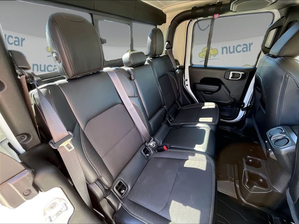 Used 2023 Jeep Gladiator Sport AWD/4WD image 15